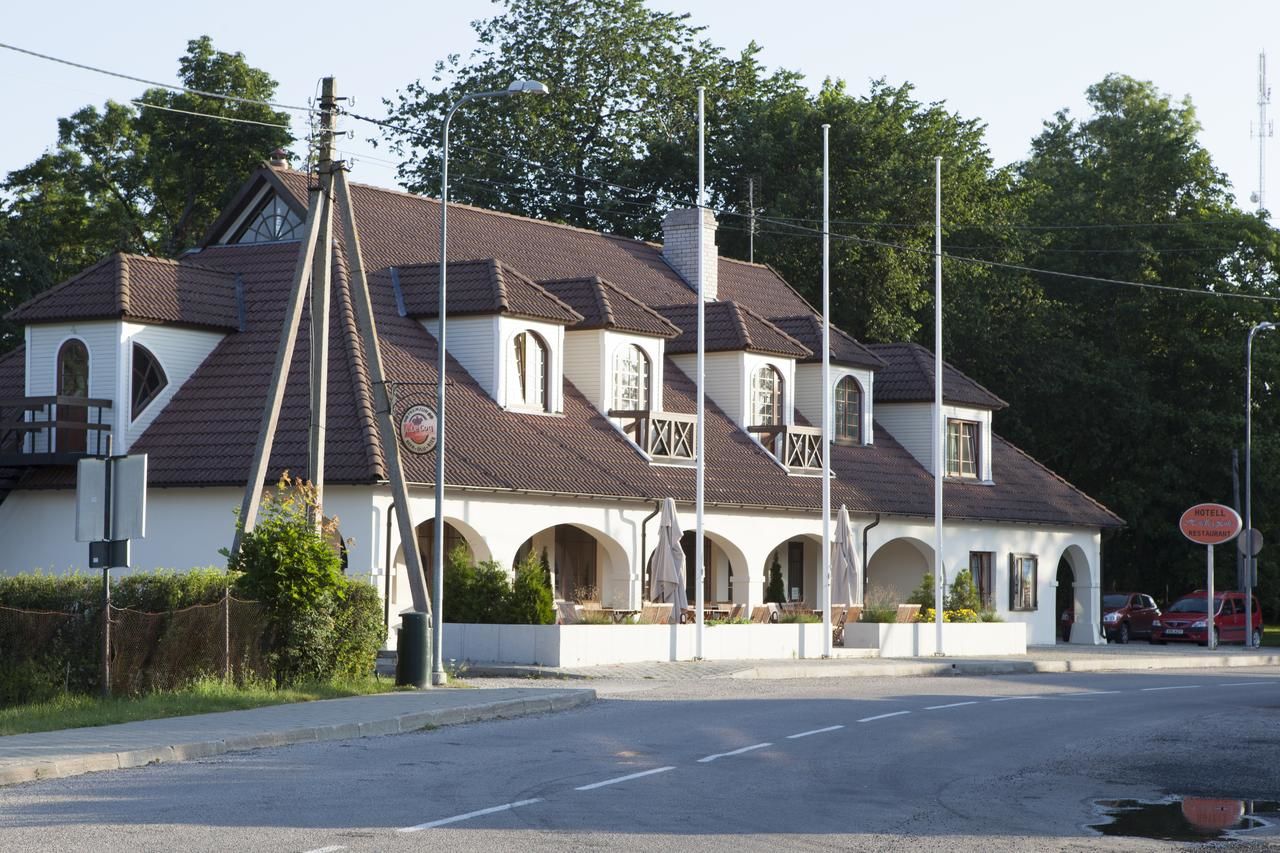 Отель Hotel Liilia Кайна-4