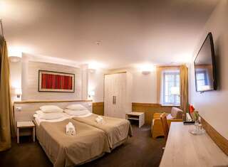 Отель Hotel Liilia Кайна Улучшенный двухместный номер с 1 кроватью или 2 отдельными кроватями-3